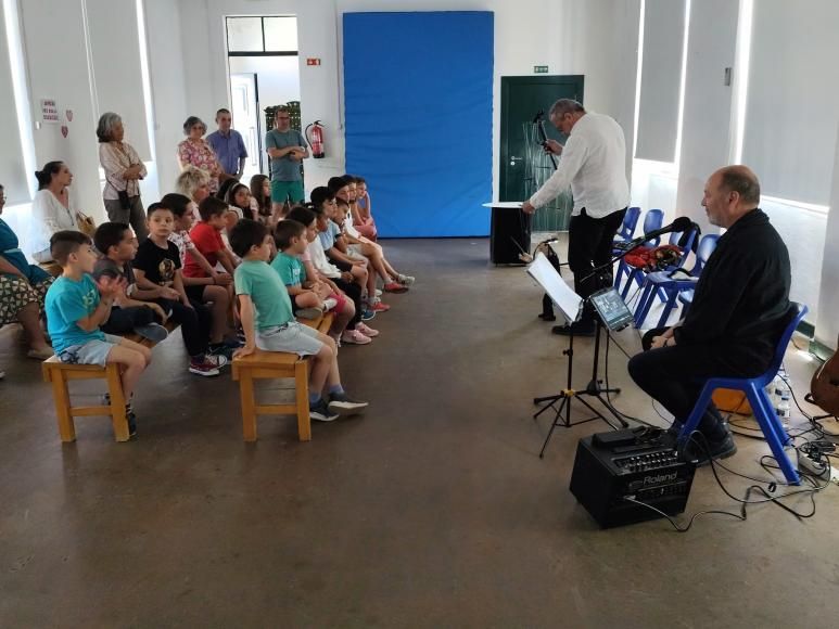 Dia da Crian&ccedil;a